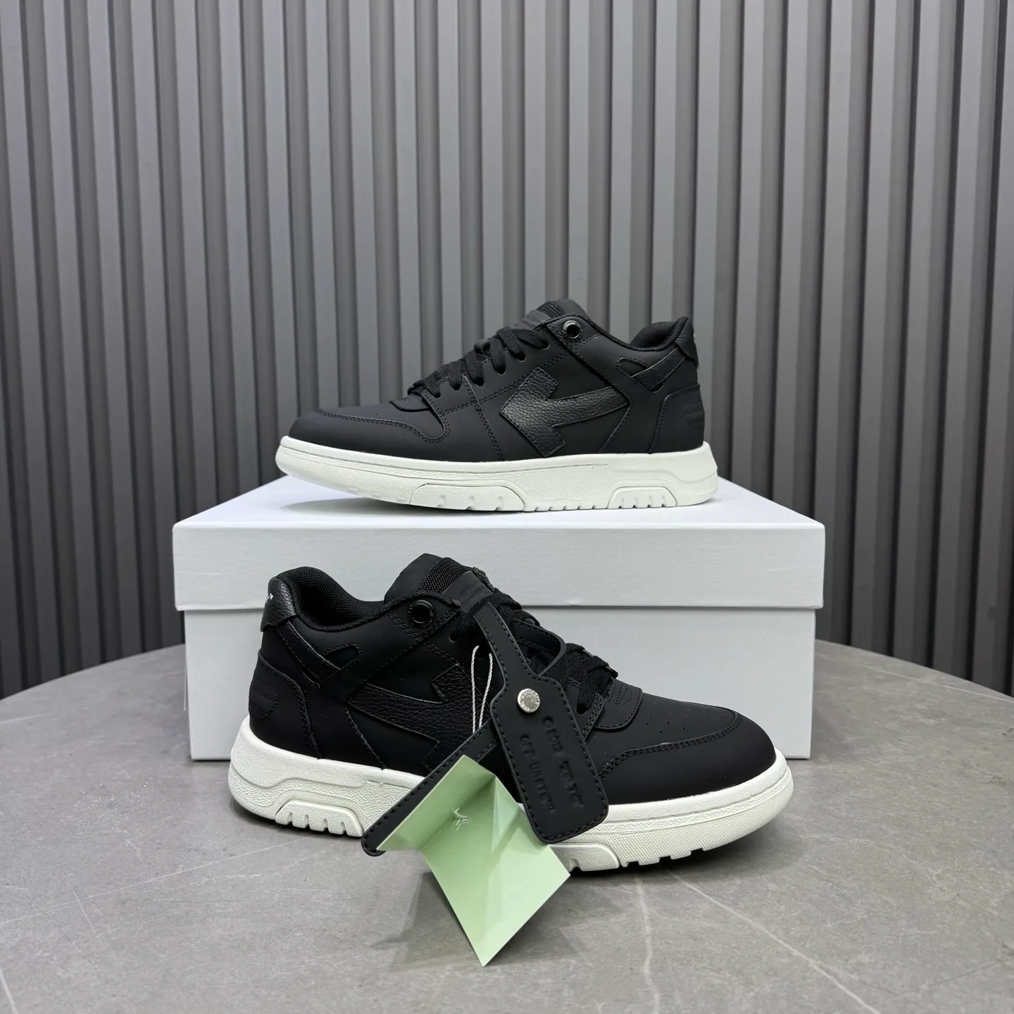 P620 OFF WHITE⚡️Couple model⚡️35-40 women’s model 39-46 men’s model